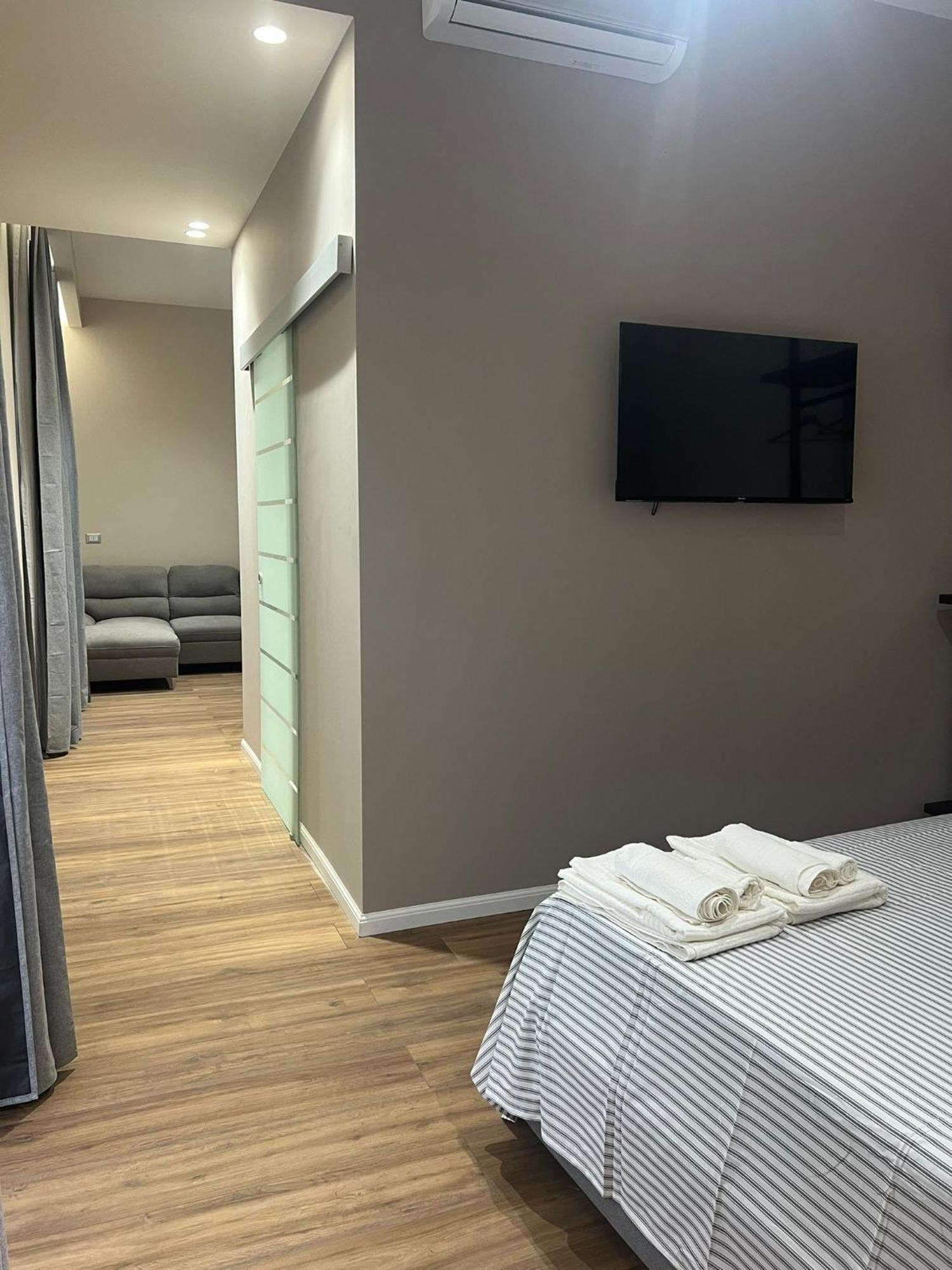 Celeste Center Bed & Breakfast